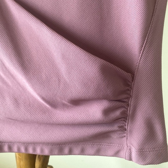Athleta Bayview Mauve Tee, Faux Wrap, Cropped Active Wear Top, Size Large - Picture 5 of 7